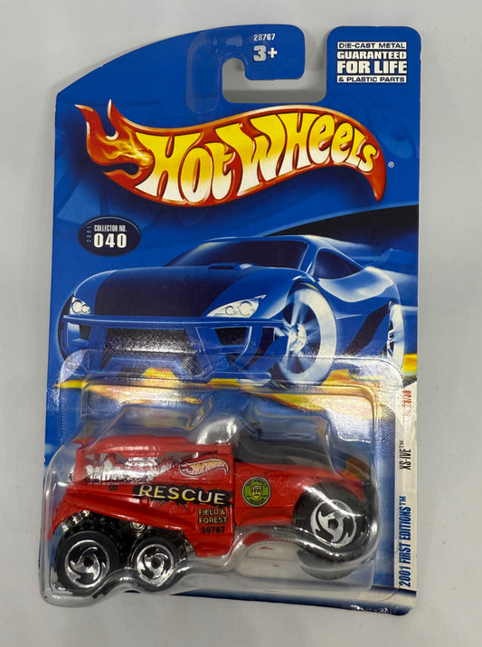 Hot Wheels 2001 First Editions XS-IVE • 28/36 • Collector #40